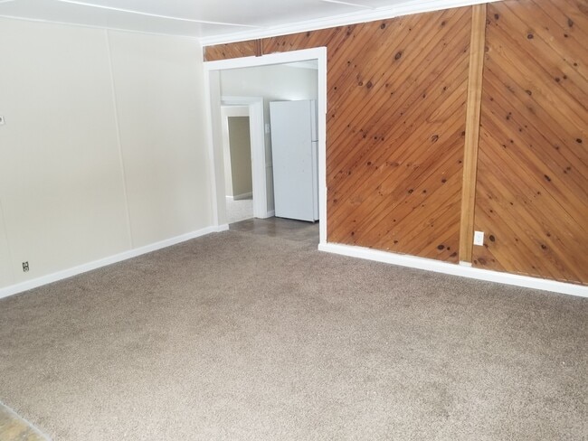 Photo - 2401 Leroy Caledonia Rd