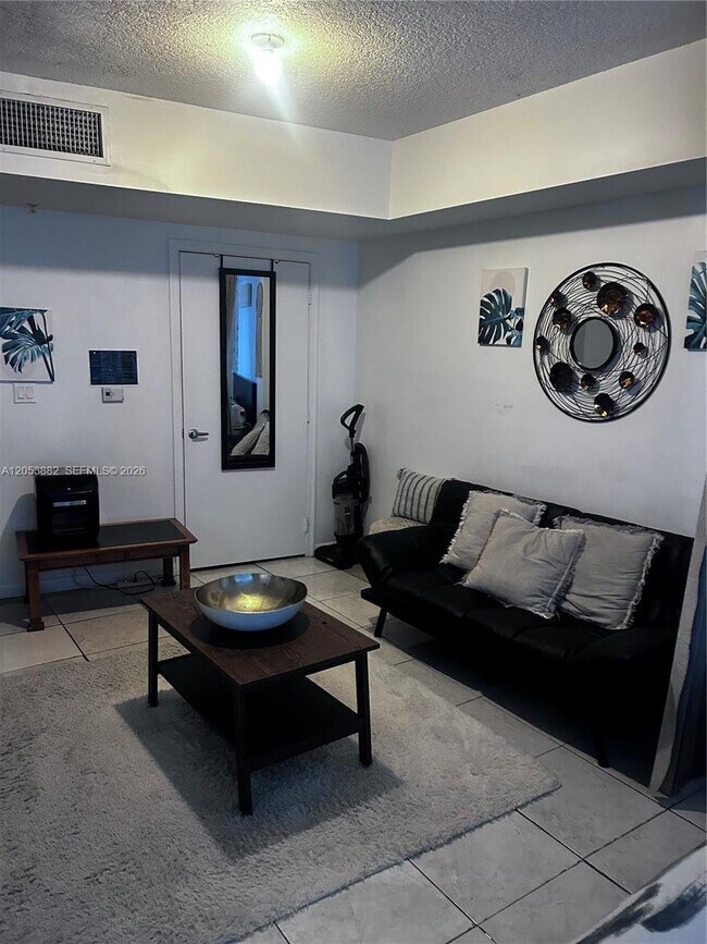 Photo - 1750 N Bayshore Dr Unit # 1707