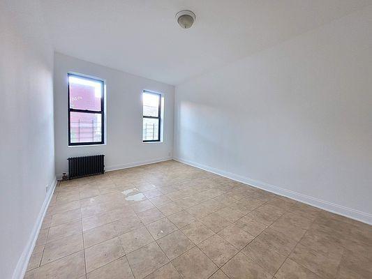 1 bedroom in BRONX NY 10453 - 1 bedroom in BRONX NY 10453 Condominio Unidad 2H