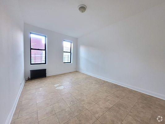 Building Photo - 1 bedroom in BRONX NY 10453 Unit 2H Rental