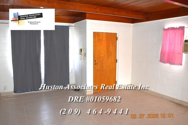 Photo - 868 W Euclid Ave