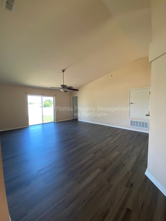 Photo - 250 Highland Meadows Ct