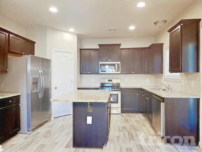 Photo - 228 Arbor Dr