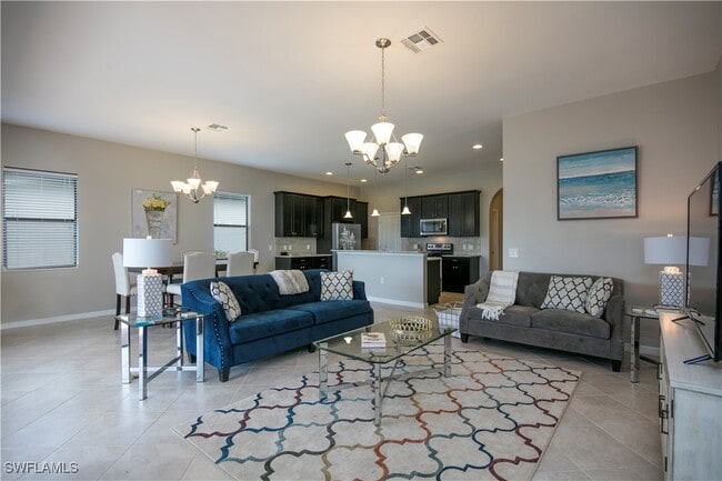 Building Photo - 1466 Artesia Dr W Rental