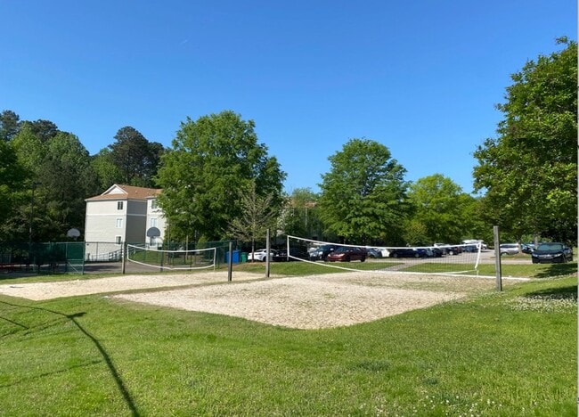 Photo - 1 Private Bedroom + Bathroom in Shared Con...