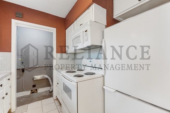 Photo - 5433 E Murdock St