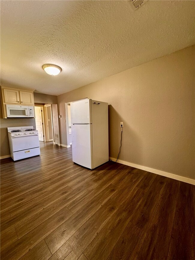 Photo - 803 E Greenfield St