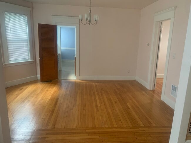 420 Central Ave Unidad Beautiful 2-bd in Westville