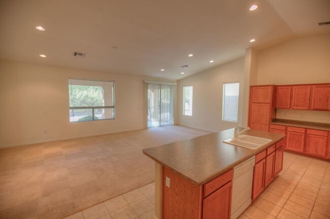 Photo - 691 W Shadow Wood