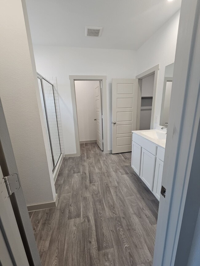 Photo - 12816 Heddington Grv Ln