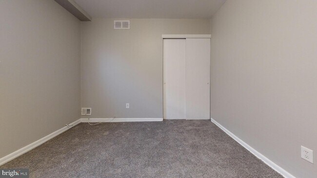 Photo - 2037 Beyer Ave Unit 1ST FLOOR