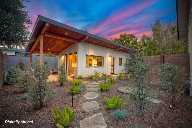 Building Photo - 1910 Raymond Ln Unit 1910 Raymond -  B