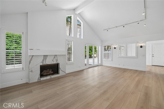Photo - 82 Shearwater Pl
