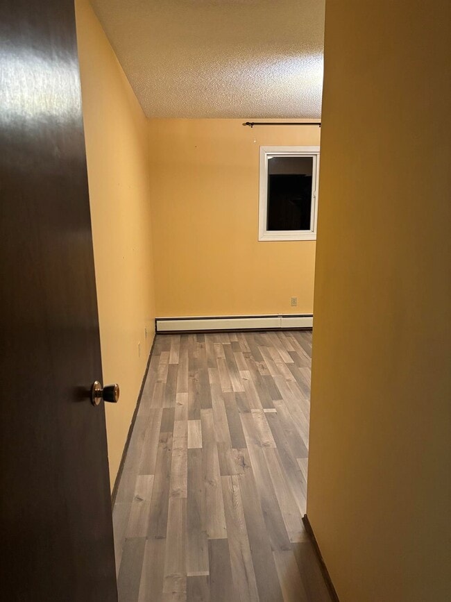 Photo - 2 Bed 1 Bath Unit in Grande Cache, AB Unit 205