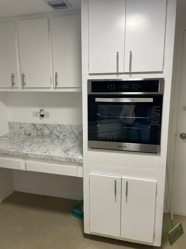 Photo - 801 Brickell Bay Dr Unit 871