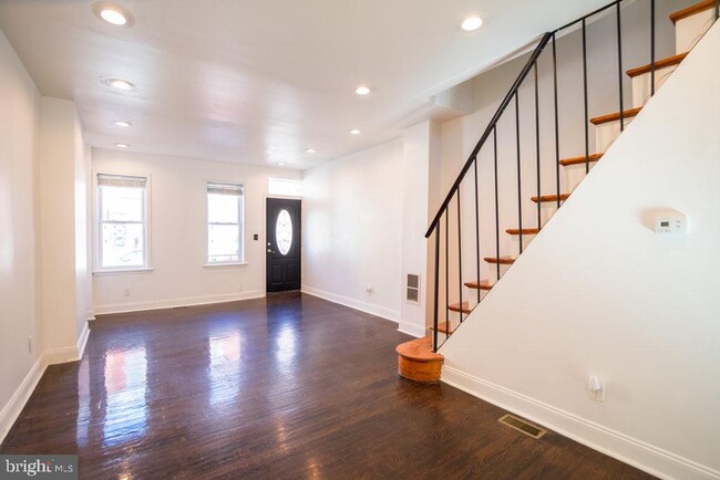 Photo - 2523 Gaul St Townhome