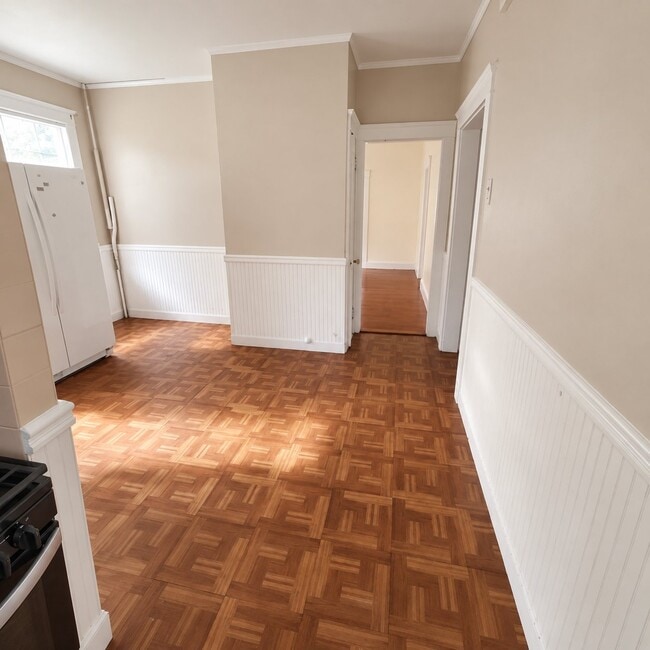 108 Warrington St Unit 2FL