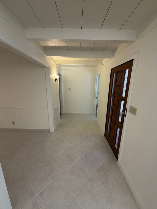 Photo - *Move in special* First month's rent is on us!! move in by 8/1/2026