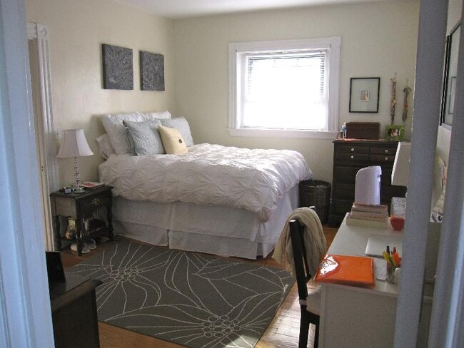 Photo - 74 Babcock St Unit 2