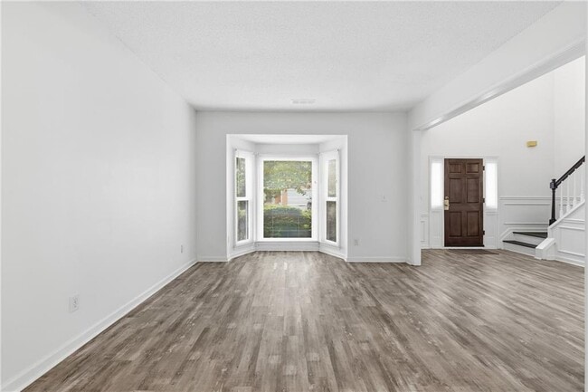 Photo - 6430 Barwick Ln