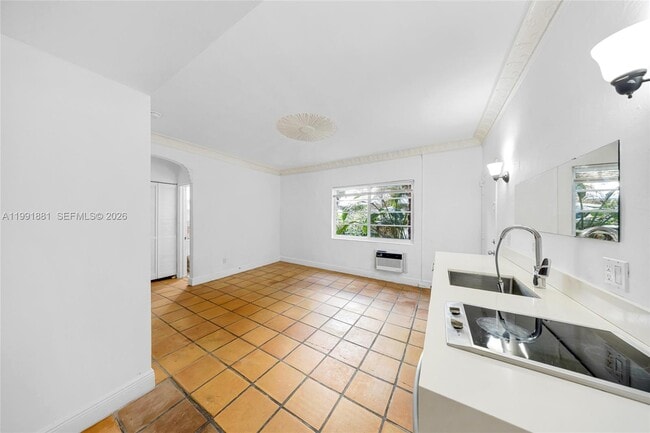 Photo - 844 Jefferson Ave Unit 2