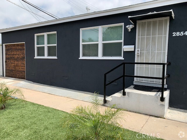 Building Photo - 2854 S Halm Ave Rental