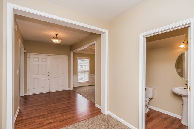 Photo - 13633 Porter Creek Rd