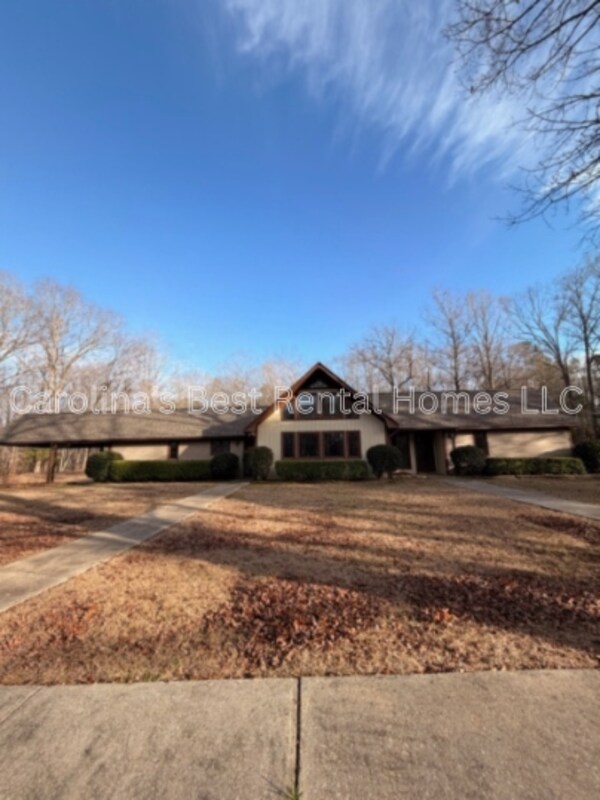 Photo - 250 Running Deer Rd