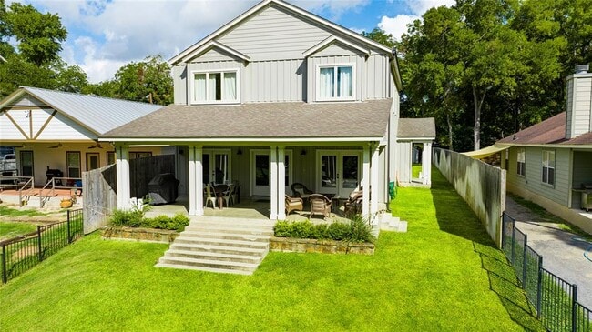 Building Photo - 1035 Timber Elm