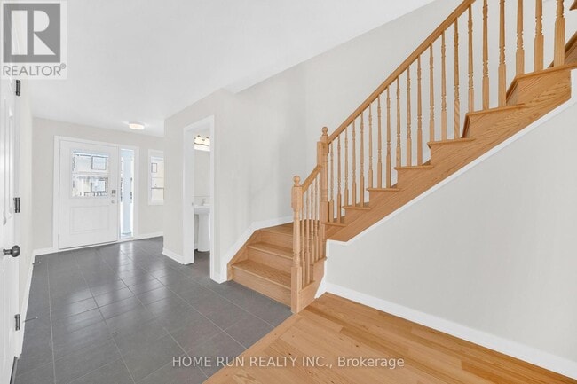 Photo - 124 Tonic Cres