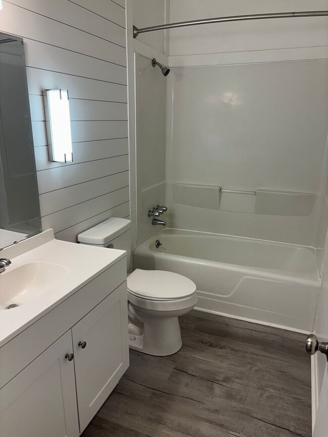 Photo - Newly Renovated - 1 Bedroom Studio - Close to UNC!
