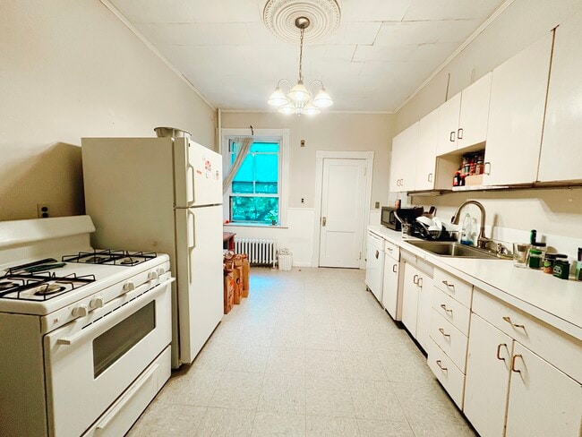 11 Euston St Unit 1