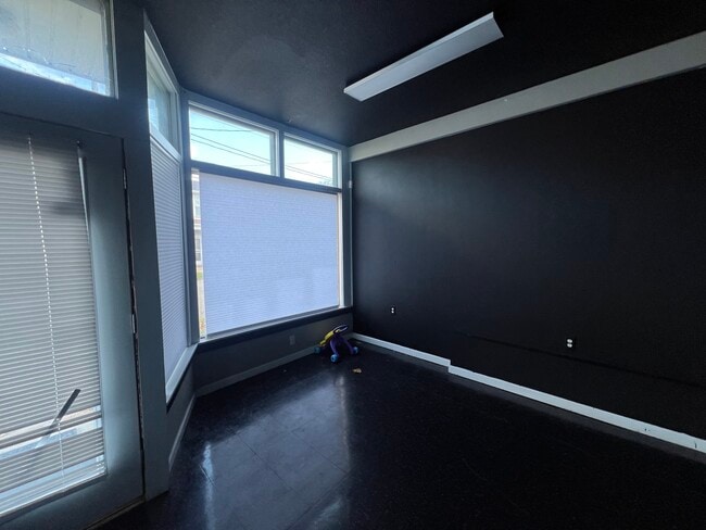 Photo - 402 Cascade St Unit B