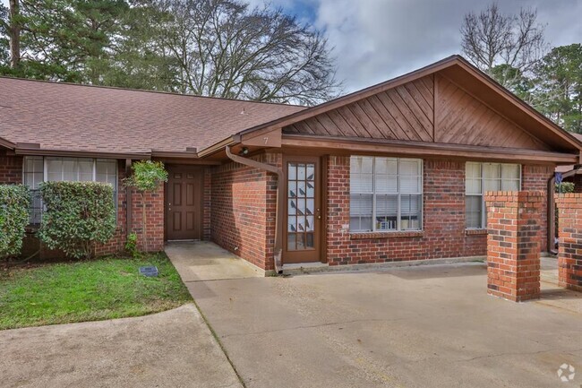Building Photo - 2904 Old Houston Rd Unit 1 Rental