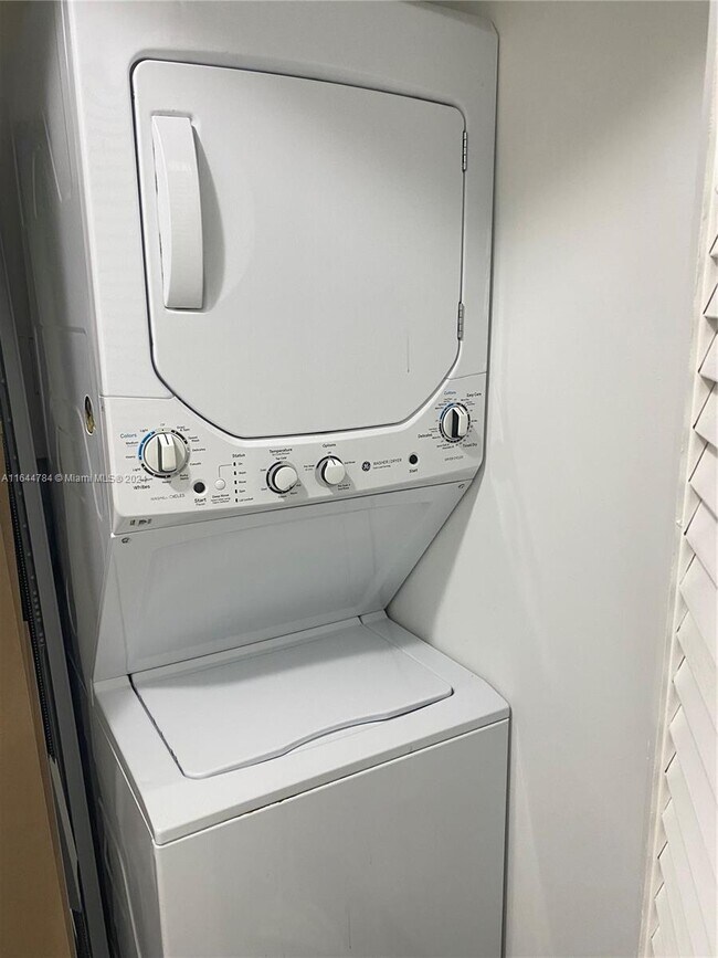 Photo - 1111 SW 1st Ave Unit 1014