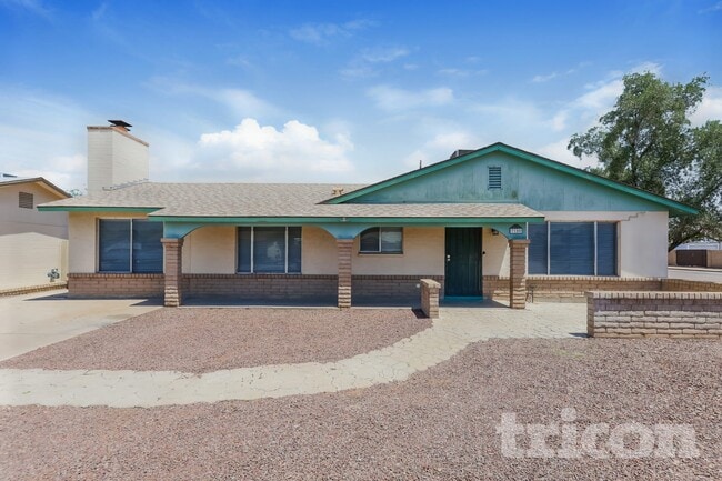 Building Photo - 7100 W Cheryl Dr