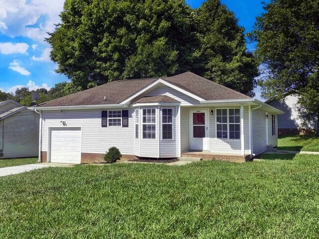 Building Photo - 700 Princeton Cir Rental