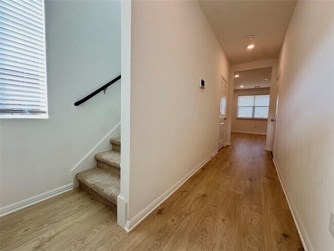 429 Brody Ln