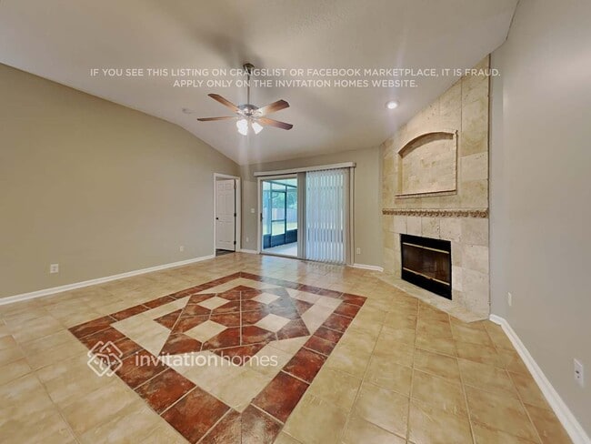 Photo - 1672 Northglen Cir