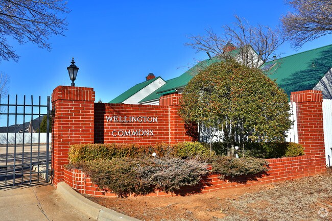 Photo - Wellington Commons Apartments