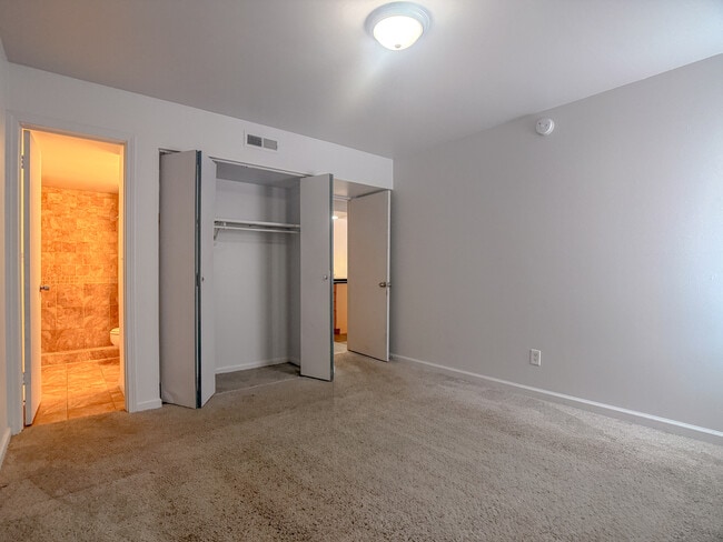 Bedroom - Kendall Off Main
