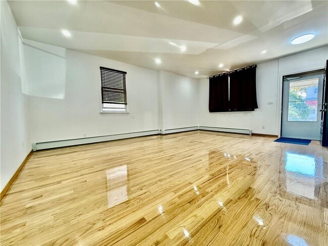 Building Photo - 2129 71st St Unit 1