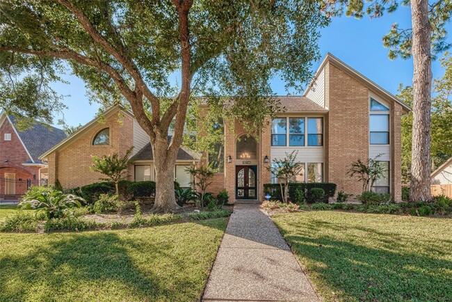 Photo - 15714 Sylvan Lake Dr House