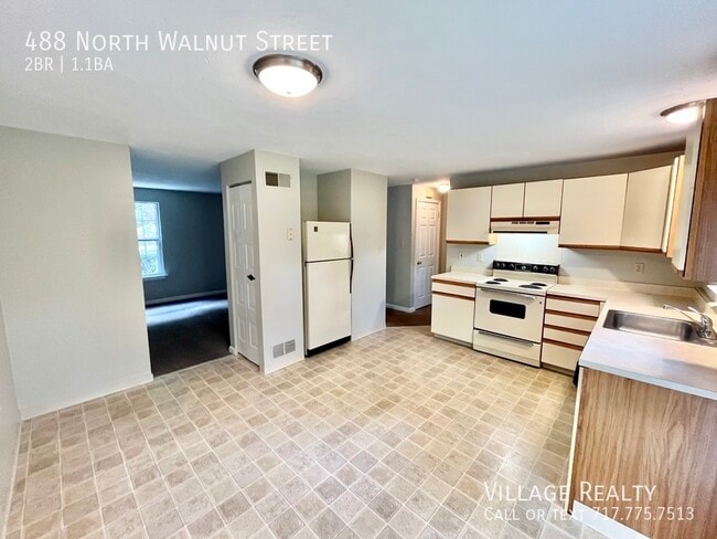 Photo - 488 N Walnut St