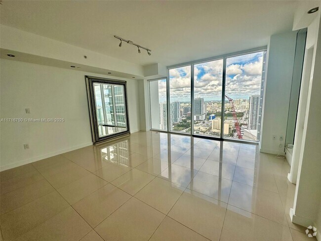 Building Photo - 1040 Biscayne Blvd Unit 3505 Rental