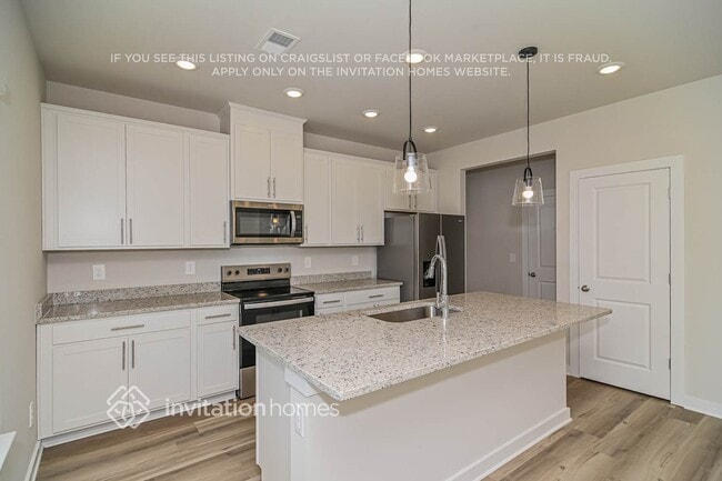 Photo - 1215 Bluffton Cir