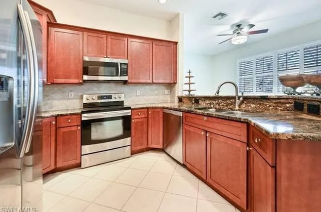 Photo - Lakefront 3 Bed + Den 2 bath home with pool and spa tub in Waterways of Naples Community