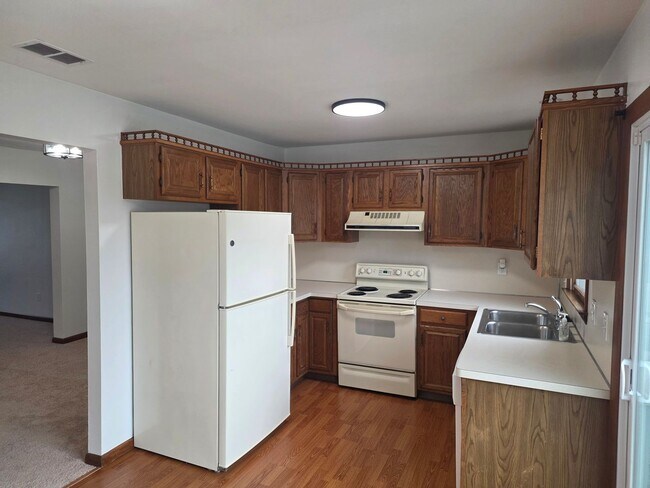 1118 Bernice Dr