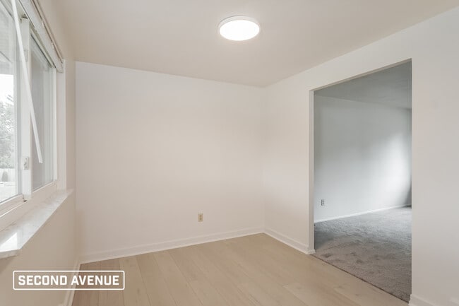 Photo - 716 Bittersweet Rd