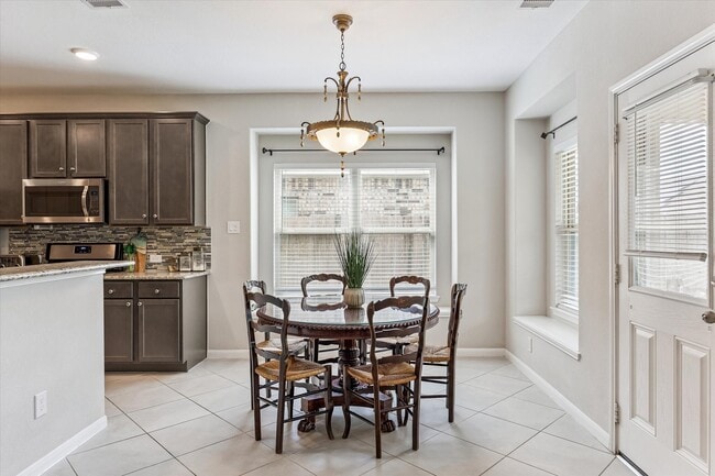 Photo - 346 Marble Springs Ln